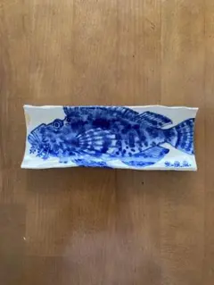 魚の絵柄 陶器の長方形皿