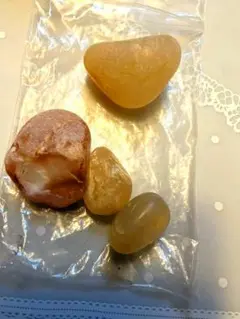 秋田産　メノウ　原石