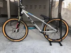 引き取り限定 GT LA BOMBA ダートジャンプ バイク