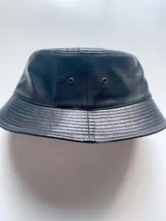 バケットハット