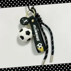 No.3016 サッカー　スポーツ　じゃらじゃらキーホルダー　パラコード
