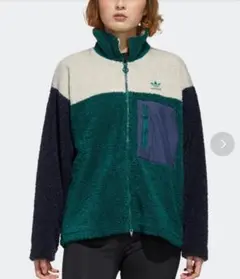 新品 adidas ショート シェルパ ジャケット