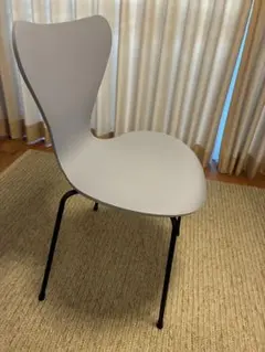 Fritz Hansen 3107 セブンチェア カラードアッシュ