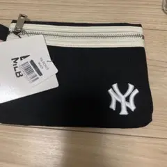 新品MLB ニューヨーク・ヤンキース 黒ポーチ筆箱