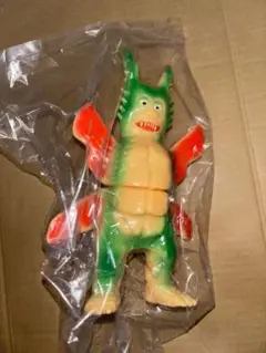食卓の怪獣　シュークリゴン　アマプロ　フィギュア Amazon.co.jp: アマプロ ソフビ アマプロ シュークリゴン 食卓の