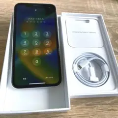 iPhone 11 64GB ホワイト