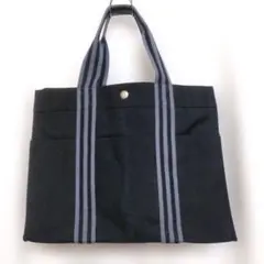 Item thumbnail for item 95f97f03-8d89-4a7c-90df-218d30f26a1b