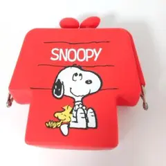 R109　SNOOPY スヌーピー 財布 レッド