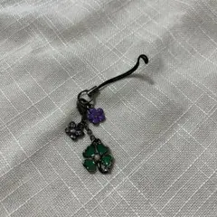 ANNA SUI アナスイ　四つ葉のクローバー ストラップ