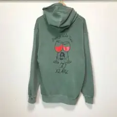 レア X-LARGE エクストララージ スウェットパーカー ワインガール 緑色