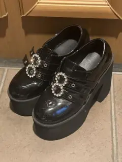 Item thumbnail for item 35b8578e-a1d7-4459-b7b5-7e5e56c9dd3c