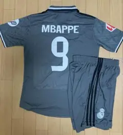 激安！サッカーユニフォーム！レアルマドリード、Lサイズ、MBAPPE 9、パンツ