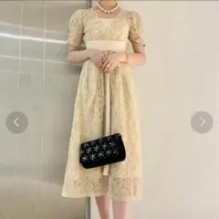 Lily Brown ウエストクロスラメレースドレス イエロー オケージョン