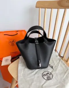HERMES ブラックレザー トートバッグ