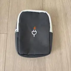 グレー ナイロン ガジェットポーチ