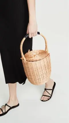 アーペーセー　A.P.C. 神崎恵　カゴバッグ　かごバッグ A.P.C（かごバッグ/ストローバッグ）のフリマアイテム一覧