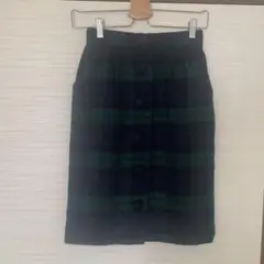 チェックミニスカート