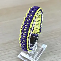パラコードブレスレット（内周約16cm、幅約1.5cm）