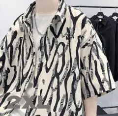 韓国　オーバーサイズ　白　黒 ２XL 半袖 総柄シャツ　 モード系　Y2K