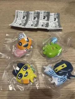 たまごっち はさむんです。　ガチャガチャ 4個セット