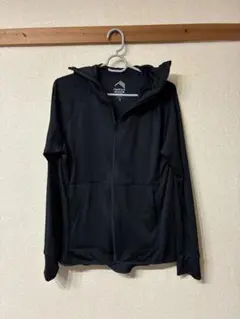 ワークマン　UVカットパーカー