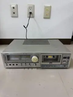 Item thumbnail for item 671a7f1f-55bf-4469-92d5-fe4e97e2bf6b