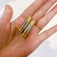 RCA中継プラグ RCA延長アダプタ オーディオ ビデオ 中継コネクタ 金メッキ