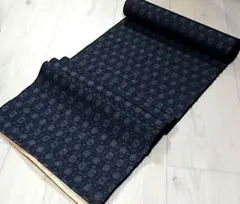 【美品】はままつ ウールの着物 天道虫紋様 反物