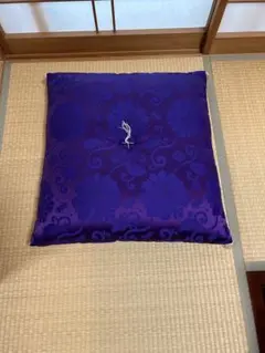 お寺様用座布団 紫色 花柄 約63cm x 68cm