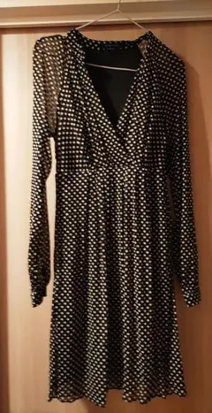 BCBG ドットワンピース
