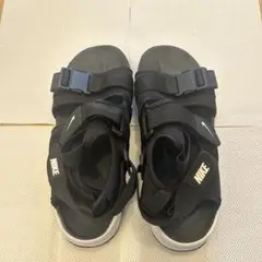 Item thumbnail for item 7a3e7a59-21d3-48cd-901f-3c845b179e6c