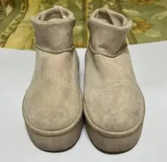 Item thumbnail for item ab8775b7-013c-45a3-a91f-597af814ae67