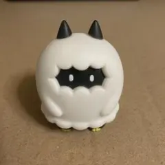 フワドコカムリ　ソフビ　フィギュア　ホワイト×ブラック