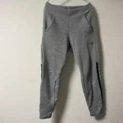 グレー トレーニングパンツ ネイビーライン