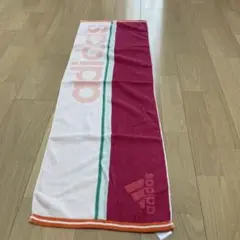 adidas スポーツタオル ピンク色