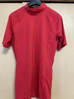 Under Armour レッド アンダーシャツ MD