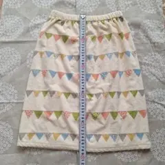 バンティング柄おねしょスカート、パンツ