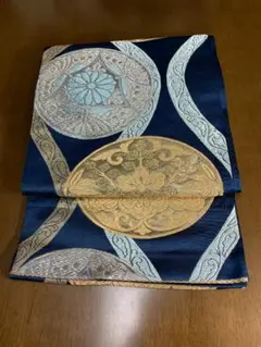 正絹 西陣織 紺地に建枠丸花柄 6通 袋帯