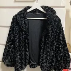黒 ショート丈 アウター