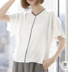 ANCHOR WOMAN ホワイト Vネック シャツ 半袖　通勤