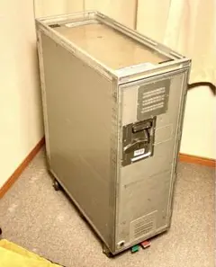 航空機内サービス用ミールカート、ギャレーカート（フルサイズ）１台 ミールカート好評販売中！！今が買い時です！！ - Skyart JAPAN