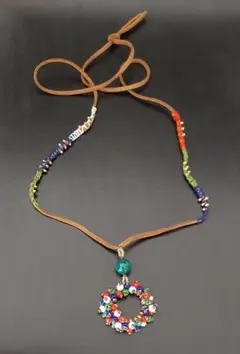 ハンドメイド　ビーズ　ペンダント　ナチュラル