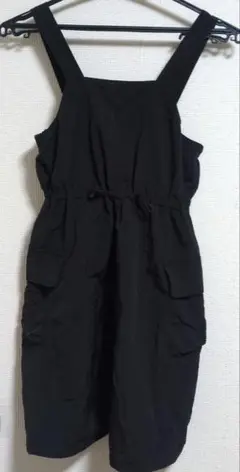 女の子140㎝　ジャンバースカート　ワンピース　GU　遊び着　小学生