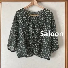 Saloon 美品　トップス　りんご柄