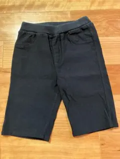 黒ハーフパンツ 120cm