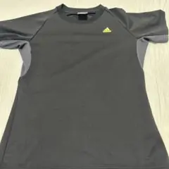 adidas 黒 climaliteTシャツ Mサイズ