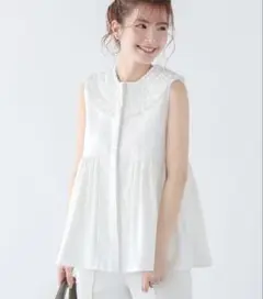 新品　Fit more ミニフリルペプラムノースリーブ　限定品