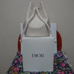 2023年Dior ノベルティベージュ巾着