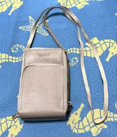 【新品未使用】FOREVER 21 スマホショルダーバッグ