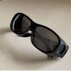 ブラックフレーム サングラス スモークレンズ　polarized ユニセックス